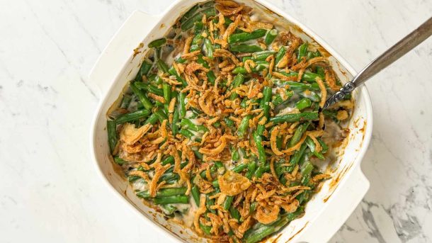 Green Bean Casserole Recipe – Classic & Creamy