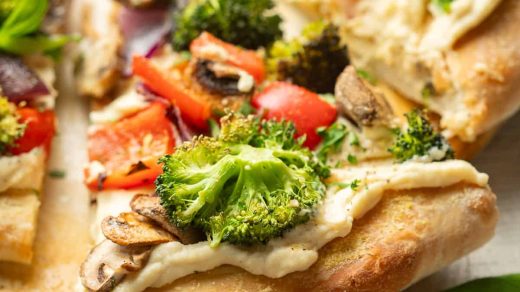 Delicious Hummus Pizza At Home