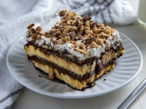 Easy Hot Fudge Ice Cream Dessert Bar Recipe