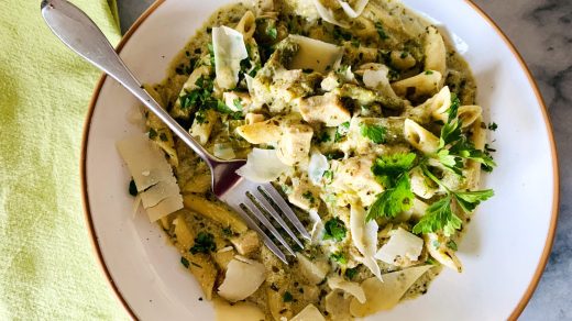 Penne Pasta With Chicken And Asparagus Delight