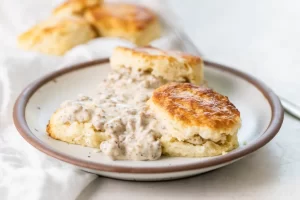 Easy Biscuits And Gravy