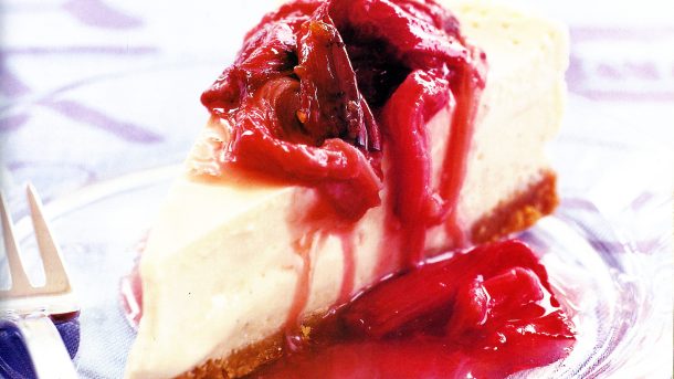 This Easy Rhubarb Cheesecake Is Spring Magic